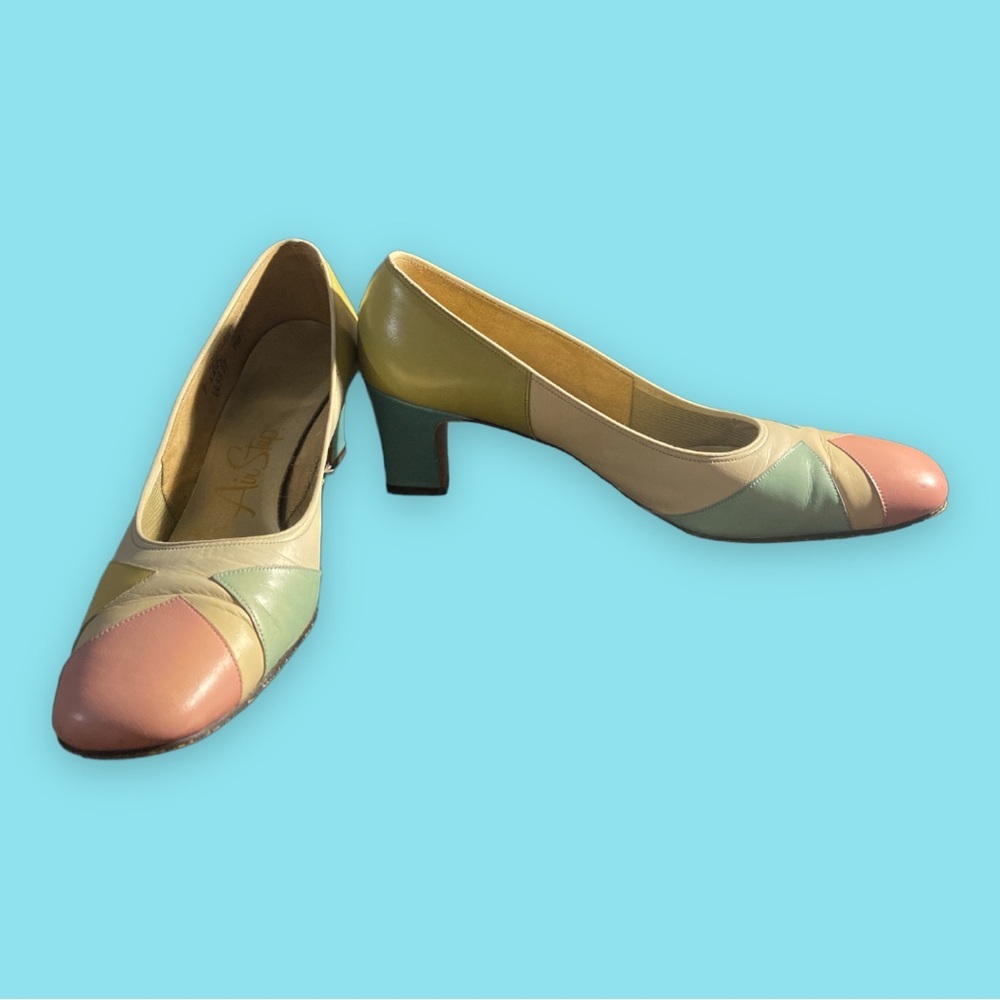 Vintage Air Step Multicolor Easter Pumps